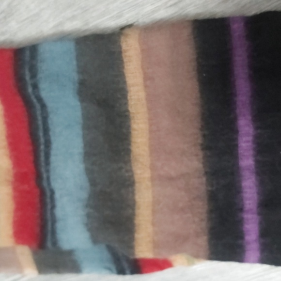 Club Monaco Scarf - Picture 6 of 9